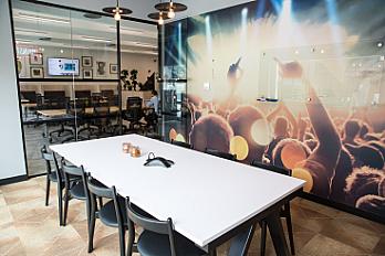 meeting-room-1