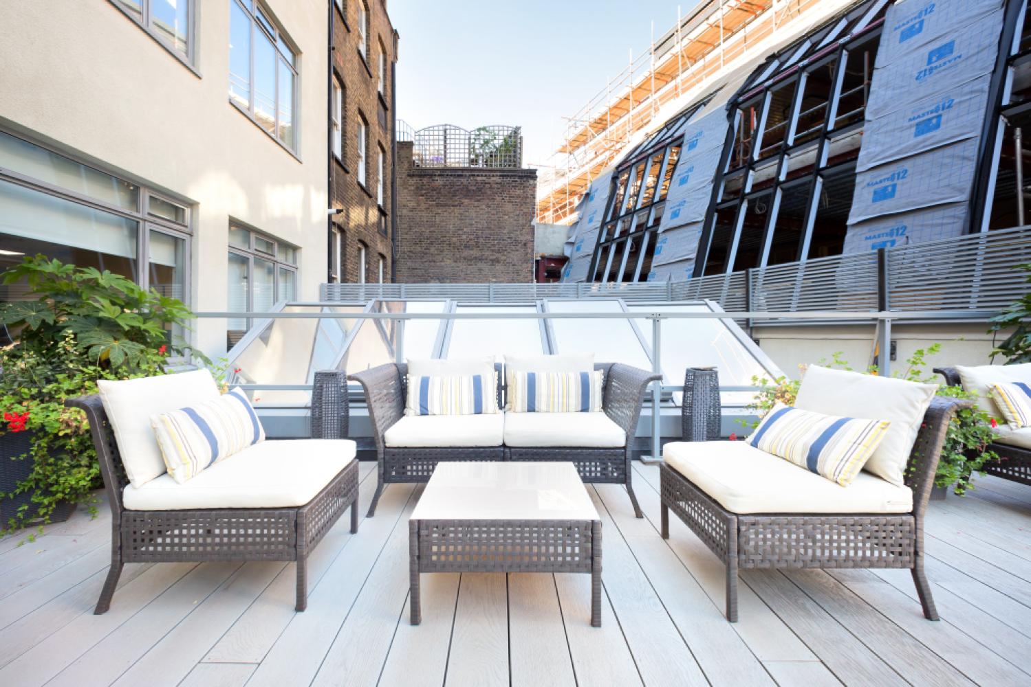 c6ad658b-8327-439b-9236-f0f26cfb2549_newmanstreet-terrace-