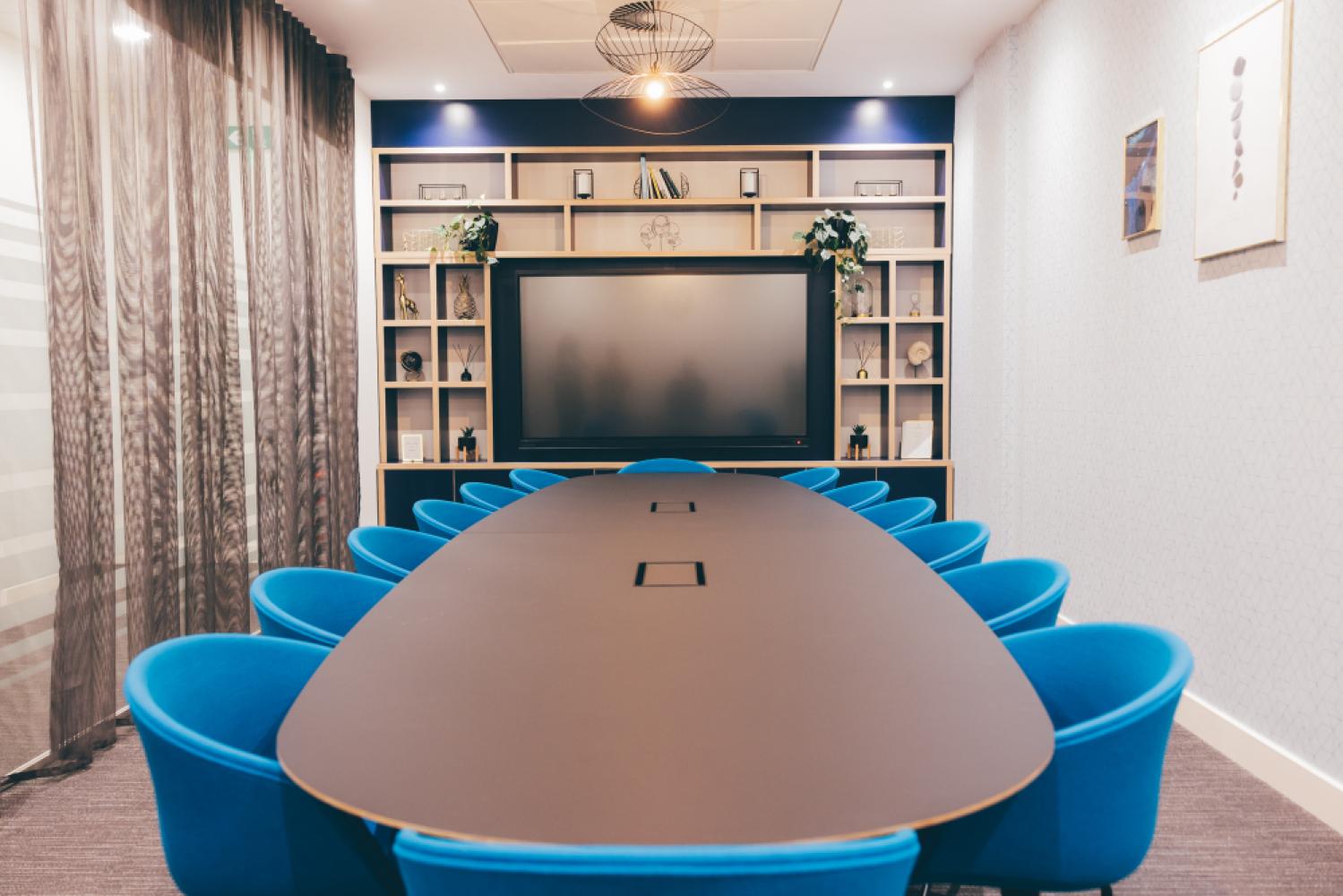 d86e7903-afc7-455e-ab3b-944625e8ab40_oregastvincentstreetthebaringssuitemeetingroom