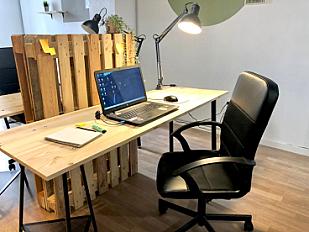 Big desk-5