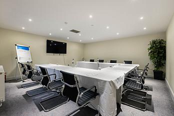 meeting-room-4