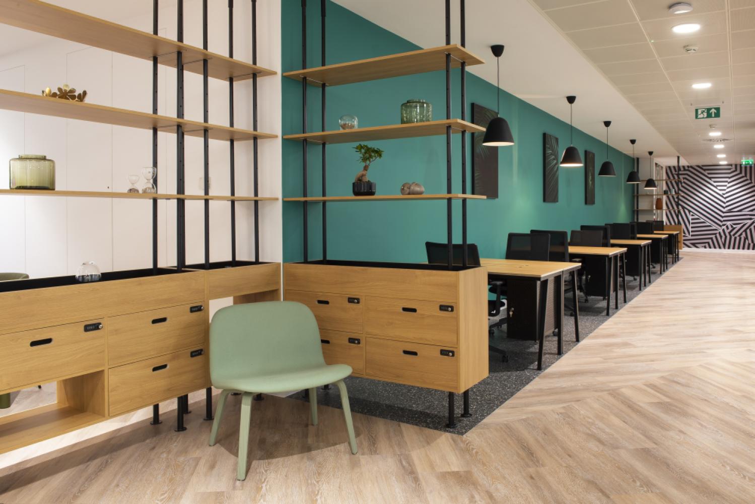 b2595aed-ed7a-4e3f-90b2-bf5f6a58a23e_r+dedicateddesks