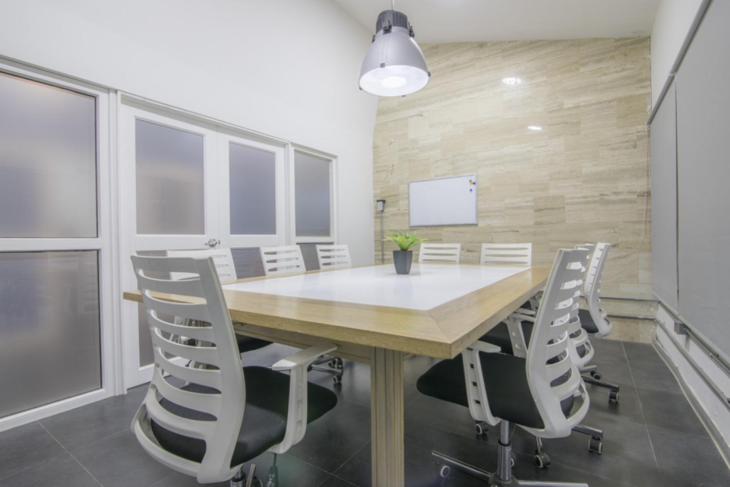 5f2dd33c-a596-419c-83c4-639f67844968_meetingroom(4)(grande)(1)