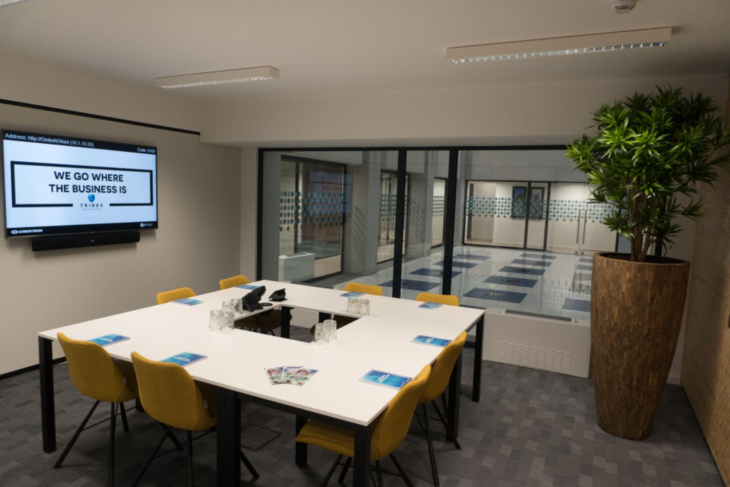 fb539470-8934-45a9-b019-e0eff4bcaba4_tribesbrusselscentralstation-meetingroom2