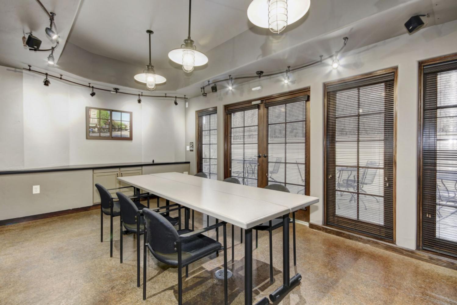 ec2717ff-64d4-4341-b6e4-0c45220fb2b5_mediumboardroom3