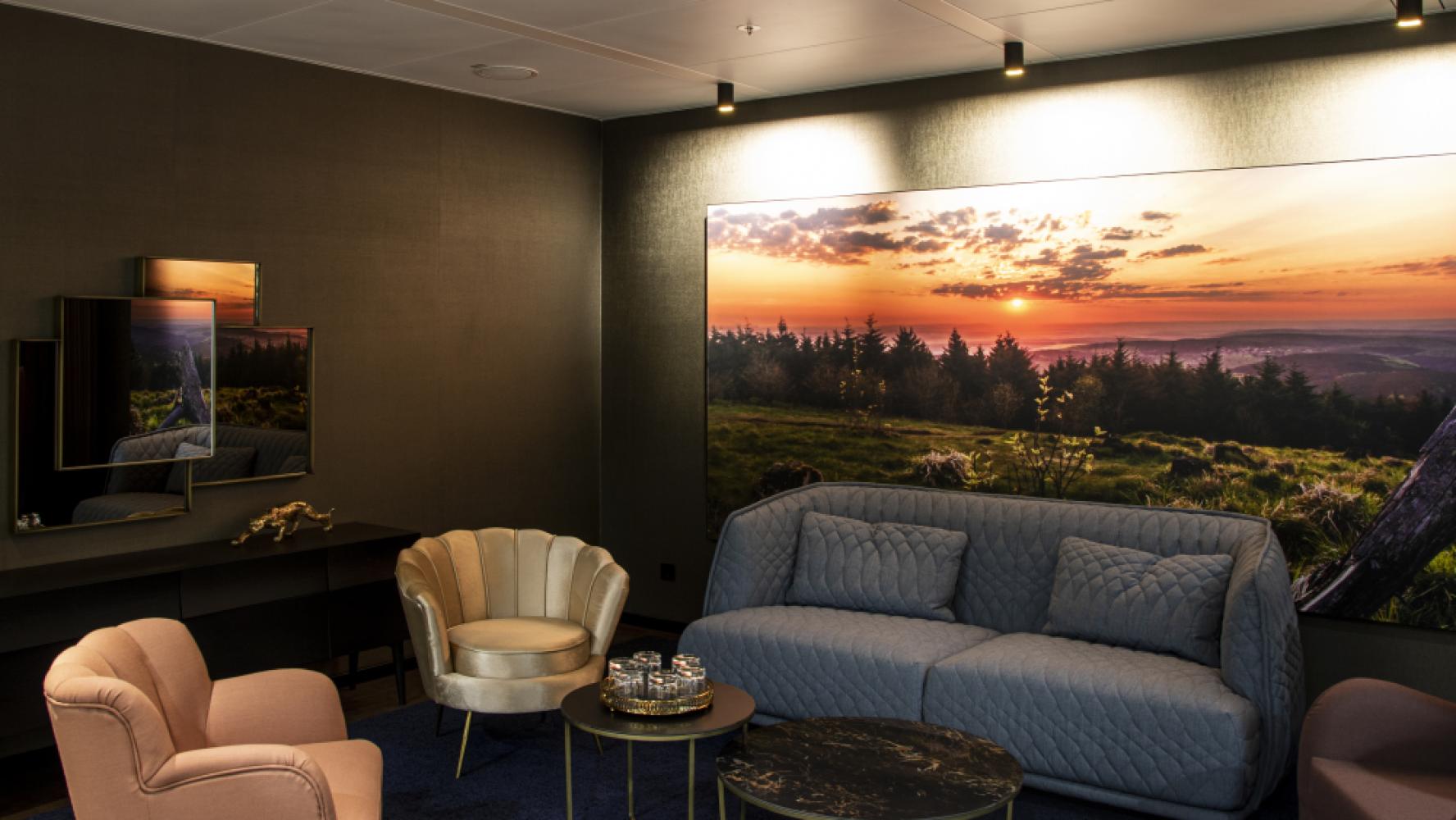 fb824f8e-282c-4bb1-9d1a-46b0bfc52875_private_lounge_03-lh