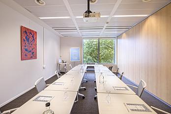 meeting-room-1