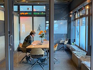 meeting-room-0