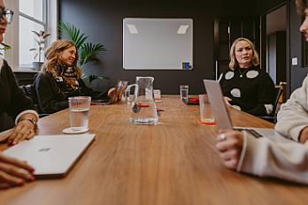 meeting-room-2