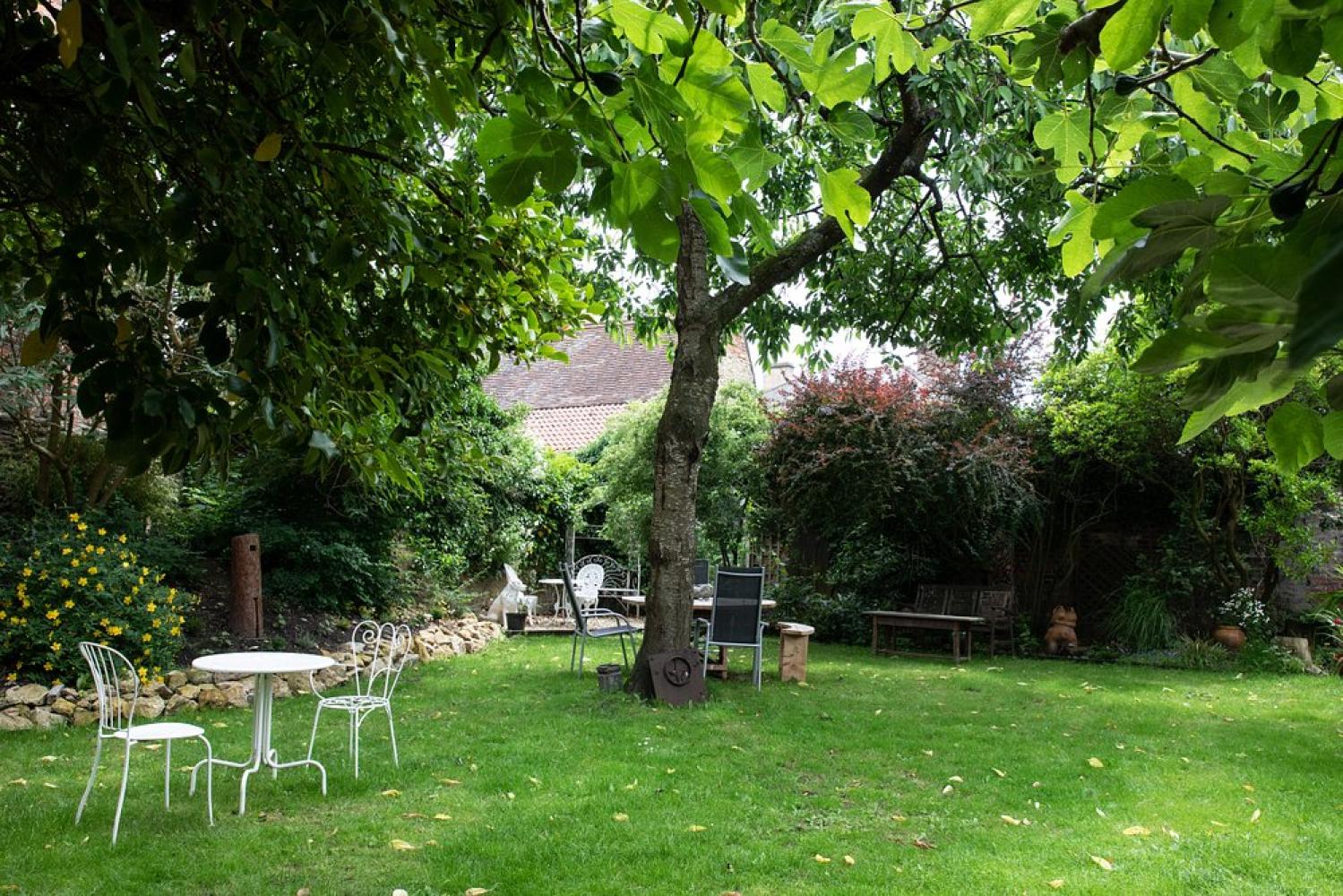 185e47a2-d0bf-4e7a-bd69-ab2fd3774a4c_the-secret-walled-garden