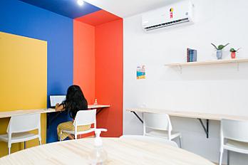 Coworking Desk-0