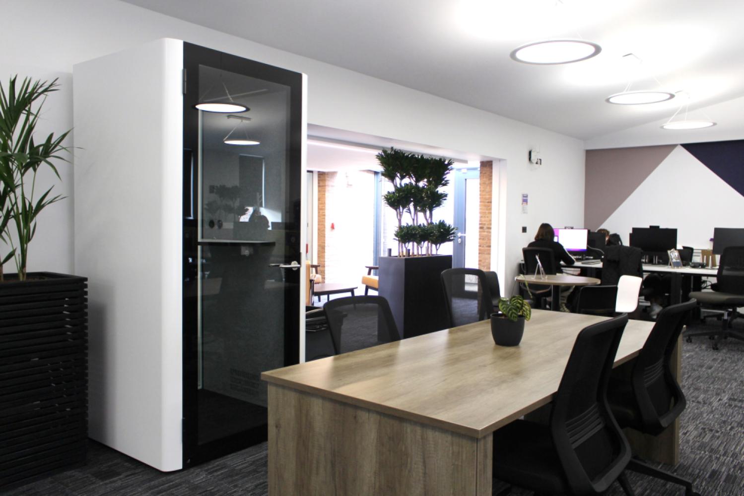 afced945-4945-4b60-85e5-d29c8cb0aafe_copyofcoworkingspace2floor(16)