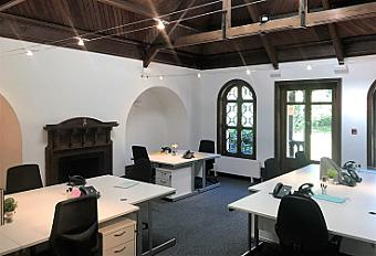 Coworking Desk-7