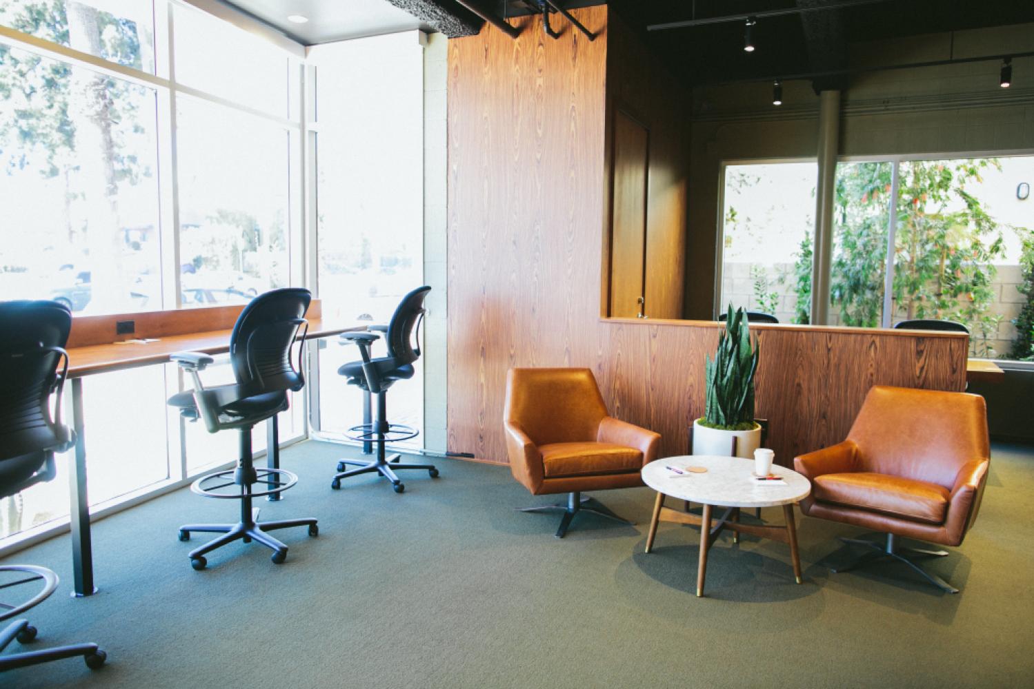 bb469710-6a70-4f44-883d-0e567690eb62_w_officebranding_2018-1724