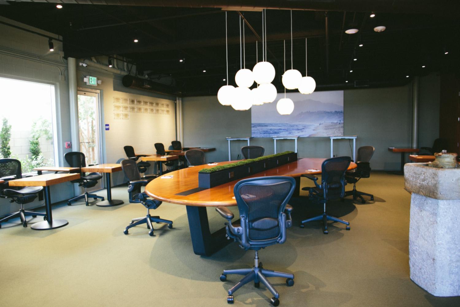 190a8f77-0b29-4f92-bd48-2ebcdee93bde_w_officebranding_2018-1731