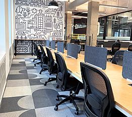 Hot Desk-4