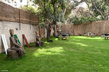 listing-cozy-working-space-q8vr1t