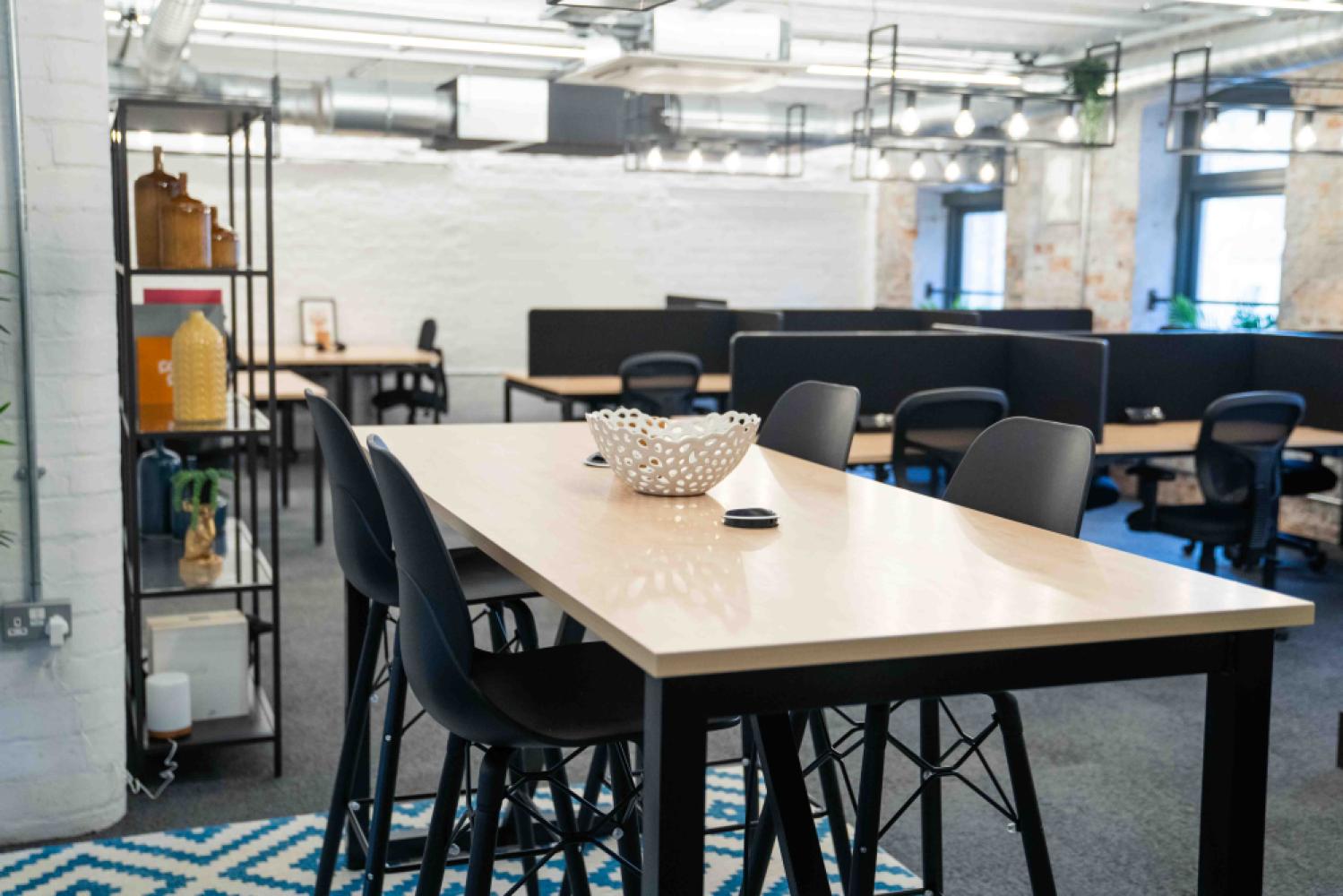 4c23a015-25c2-4693-bd9a-07178c055897_coworking1