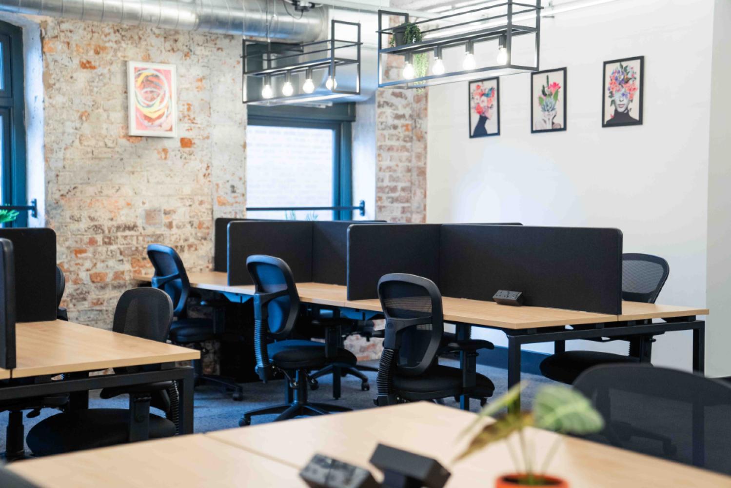 d2c06403-e025-4e17-8e21-ce5a7c73c010_coworking4