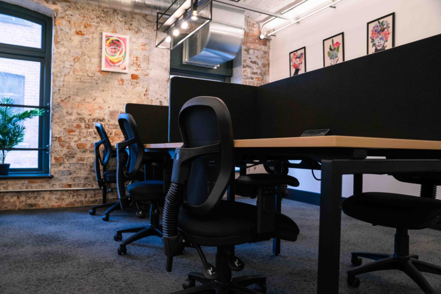 205ad06a-a2a5-4049-9386-cb5fb2d9e868_coworking
