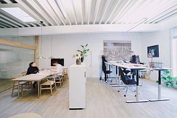 desk-2