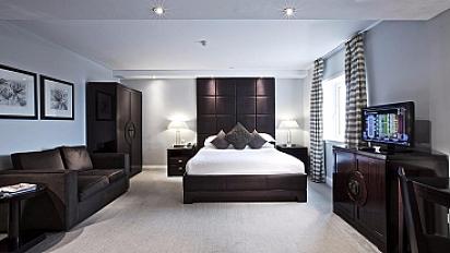 listing-millennium-copthorne-hotels-at-chelsea-football-club-jshrzy-quote
