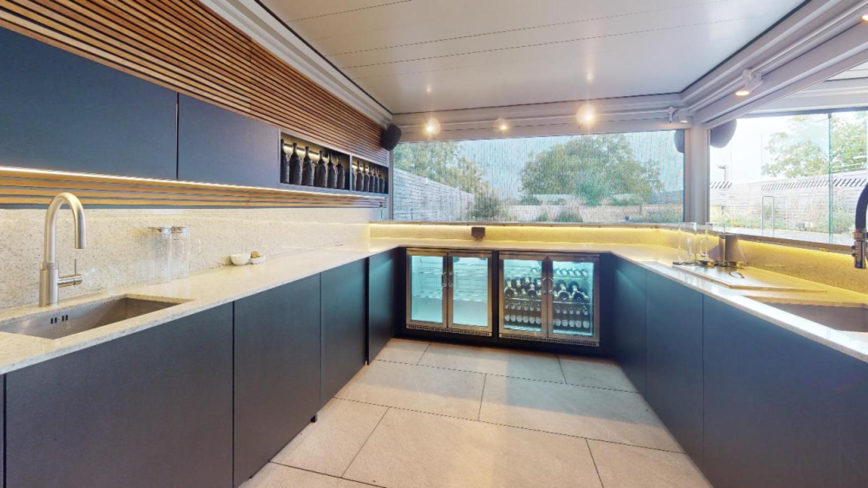 4df4bfe4-6bfc-451a-b709-b65dc2124cf9_95-regent-st-kitchen(1)