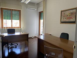 Private Room Desks-7