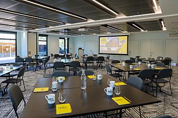 meeting-room-7