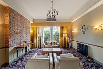 meeting-room-1