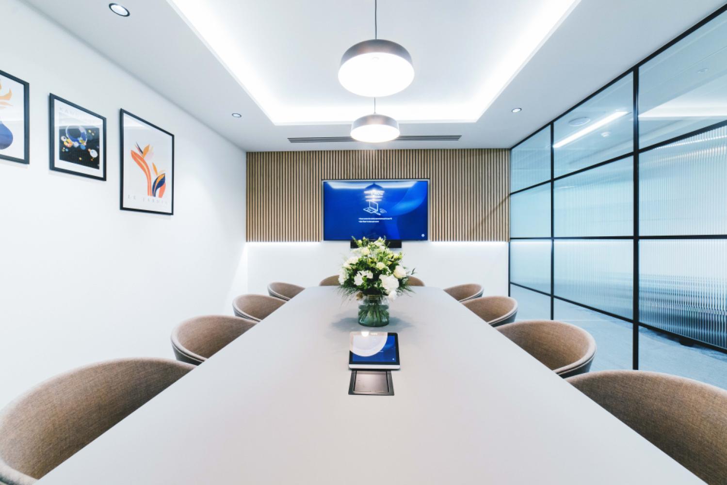 368ac62d-7988-4316-a510-1ef89fa1b1a1_oregamarlow_meetingroom_redgrave