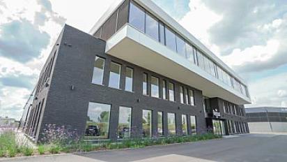 listing-regus-brecht-brecht-ilniht-quote