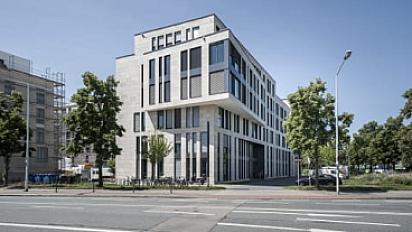 listing-regus-darmstadt-berliner-carree-humyls-quote