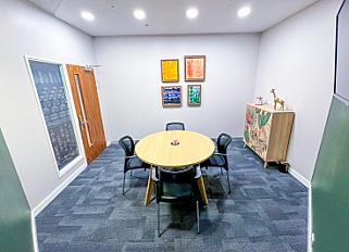 meeting-room-0