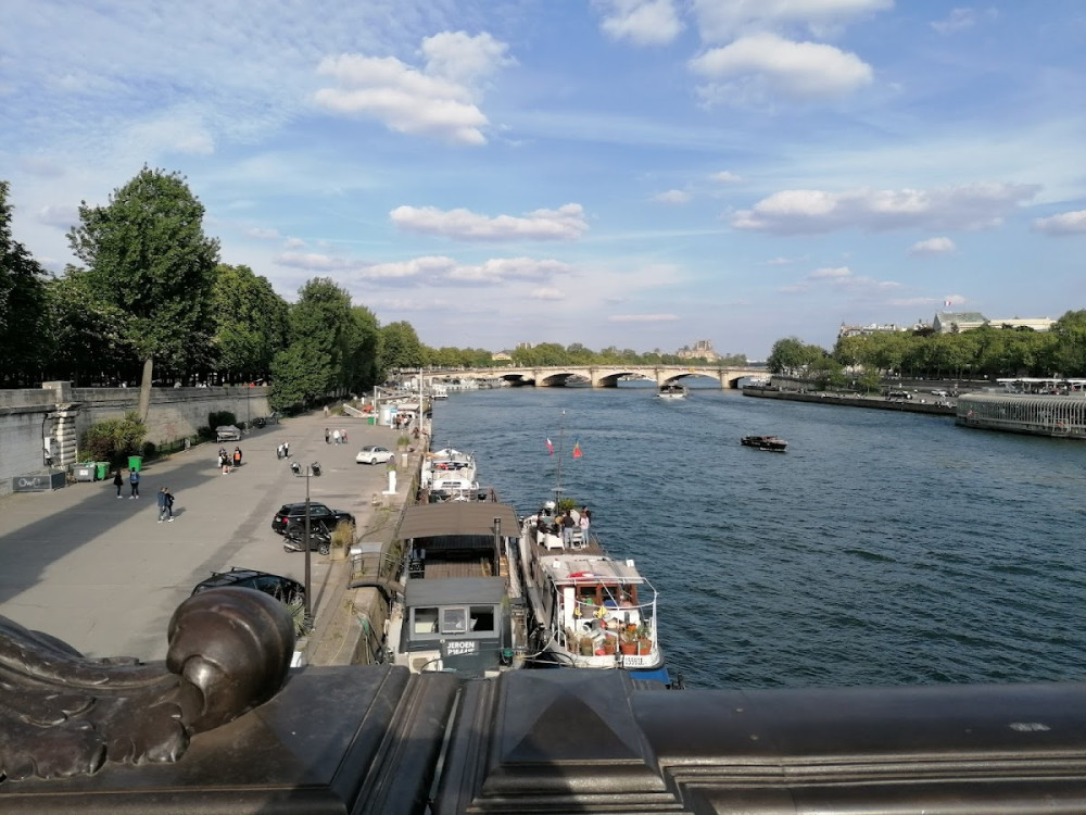 9d538249-00ab-4bb1-9b32-d81dc0cbe5f9